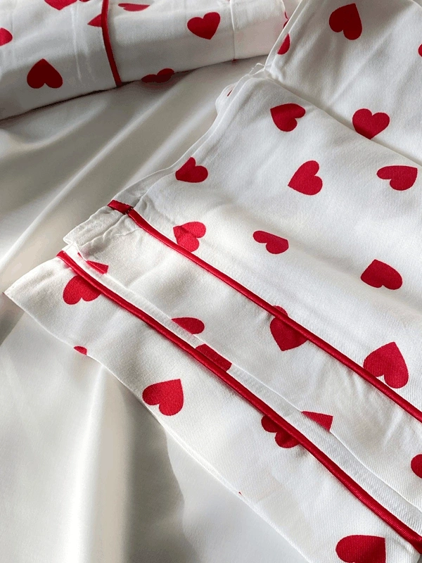 Uzun Kol Kalp Desenli Pijama Takımı