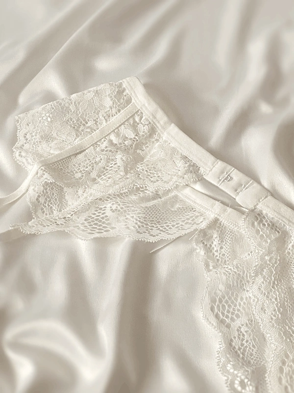 Ekru Dantel Detaylı Jartiyer Kemeri