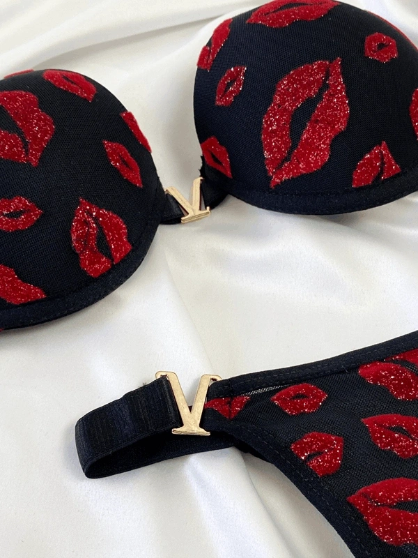 Siyah Dudak Baskılı Destekli Violet Sütyen Takım