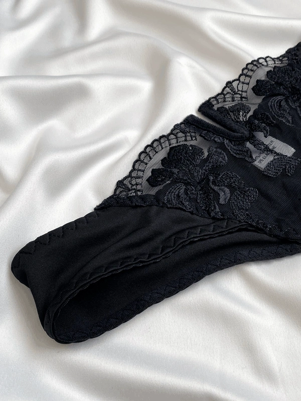 Siyah Dantel Detaylı Eldivenli Jartiyer Takım