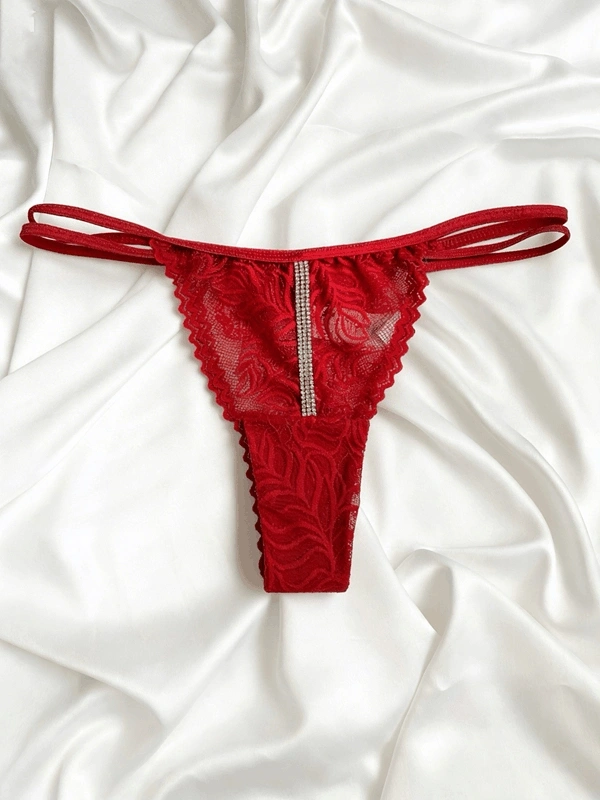 Kırmızı Taş Ve Dantel Detaylı Tanga
