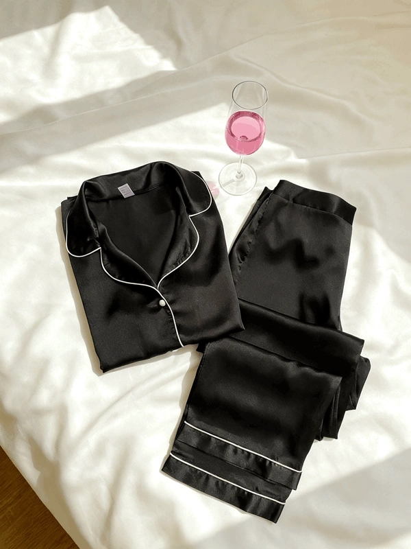 Siyah Biyeli Saten Uzun Kollu Pijama Takım