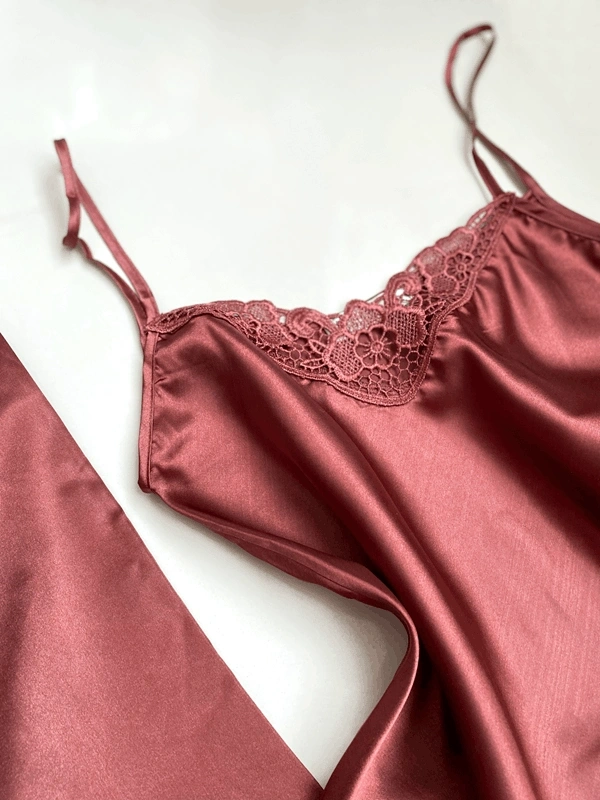 Saten Dantel Detaylı Sabahlık Şortlu Takım