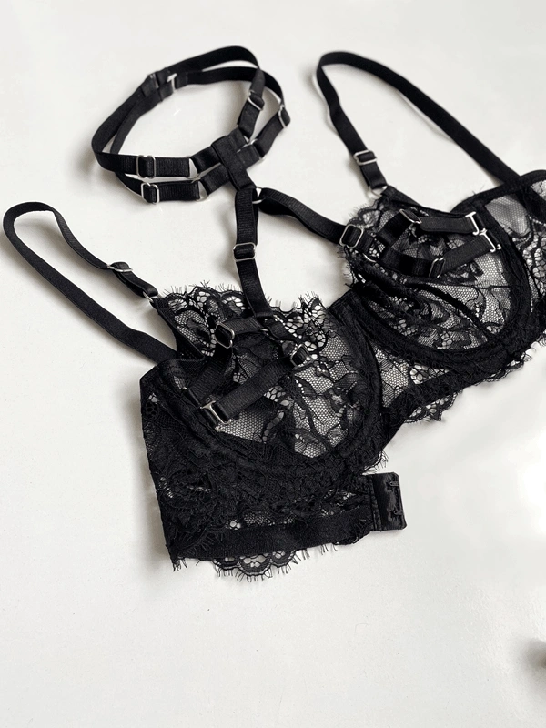 Siyah Çıkarılabilir Boyun Aksesuarlı Balenli Dantel Sütyen Takım