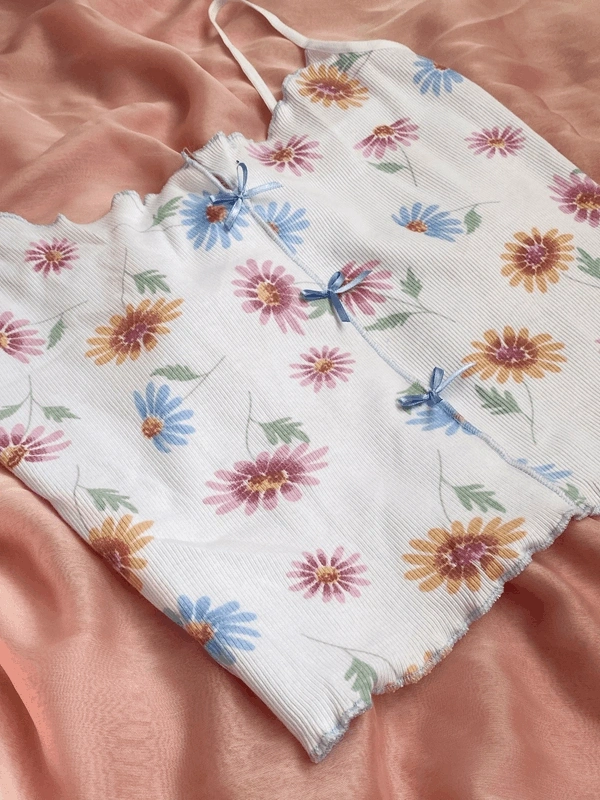 Baby Overloklu Çiçekli Şortlu Takım