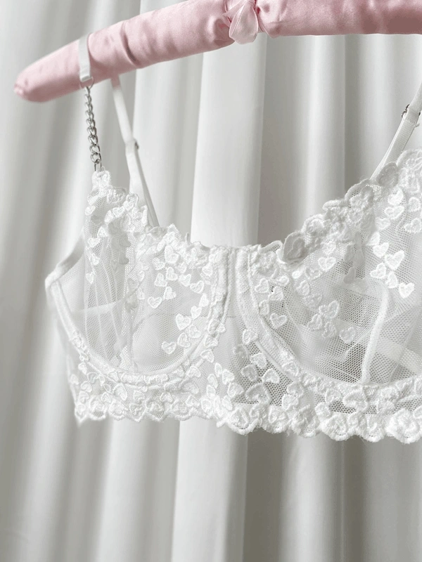 Beyaz Zincir ve Dantel Detaylı Korseli Sütyen Takım