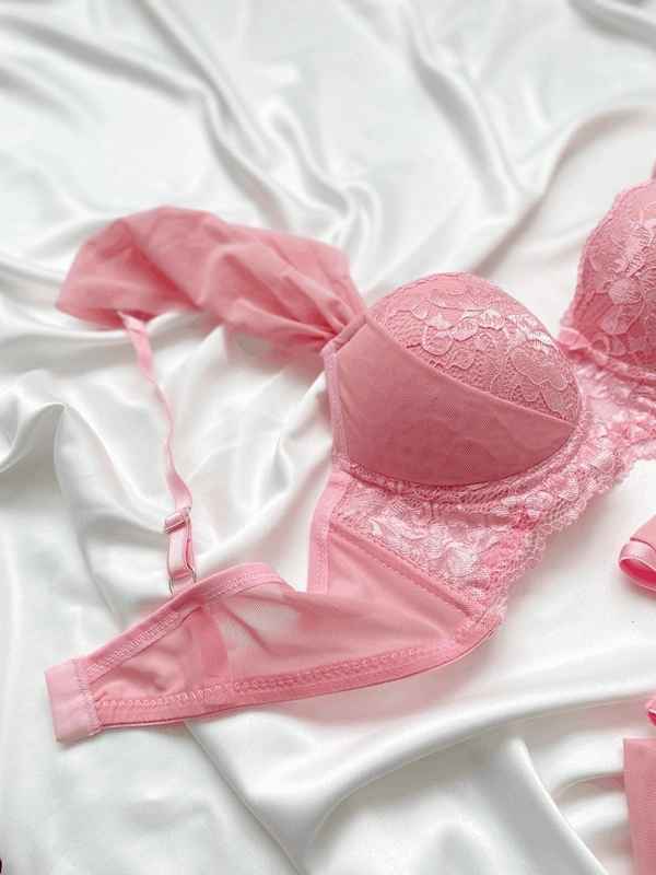 Pembe Kol Tül Detaylı Dantelli Destekli Sütyen Takım