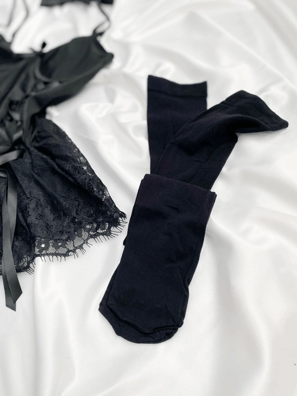 Siyah Dantel Detaylı Jartiyerli Babydoll Takım