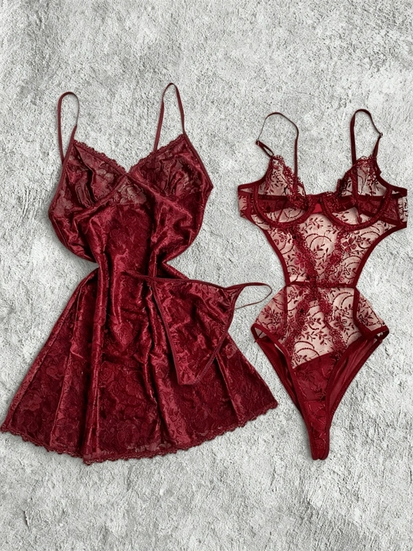 Bordo Çiçek Detaylı Bodysuit & Likralı Gecelik Takım Kombin
