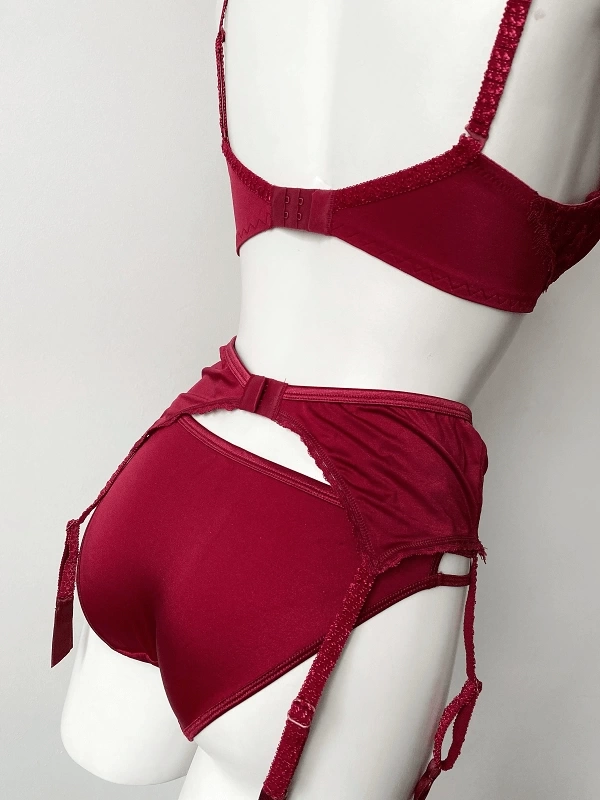 Burgundy Semi-Supported Garter Set