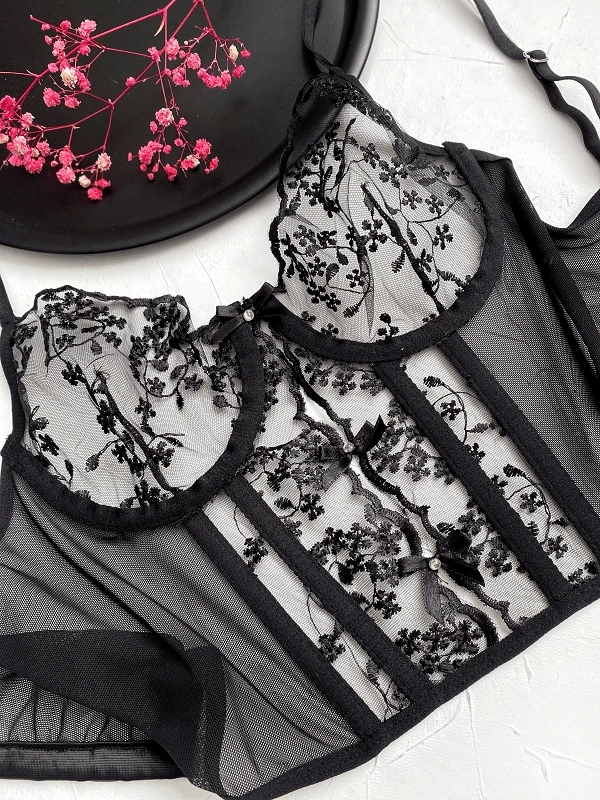 Floral Embroidery Bustier Set