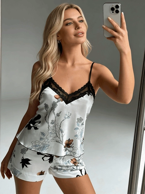 Floral Pattern Shorts Set