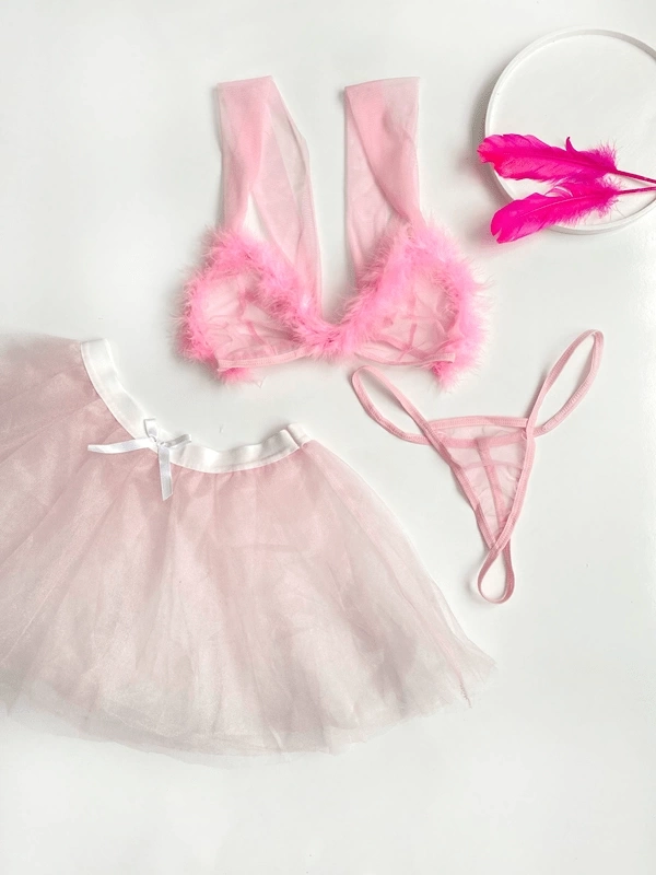 Feather Detailed Skirted Bra Set