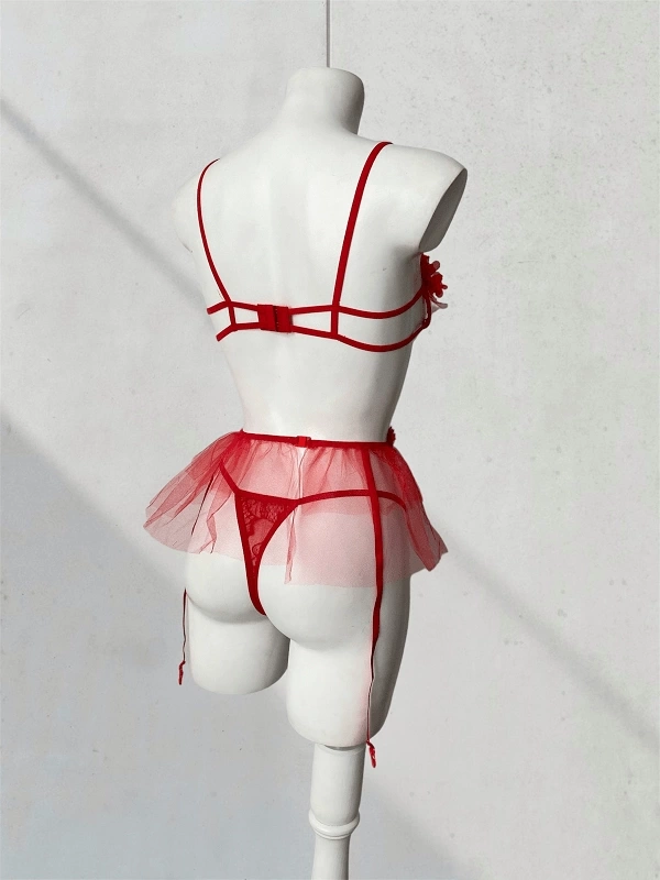 Floral Detailed Skirt Garter Set