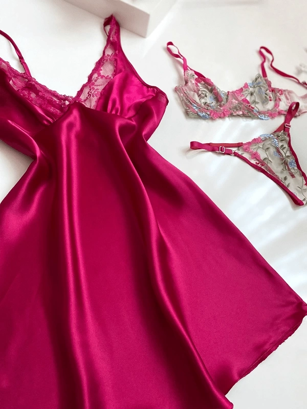 Lace Detailed Satin Nightgown & Floral Embroidered Bra Set Combination