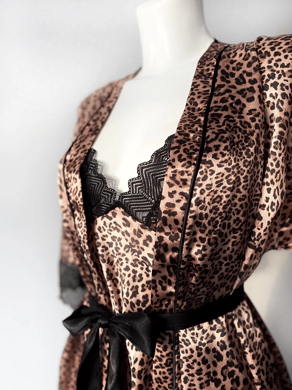 Lace Detailed Leopard Satin Dressing Gown Set