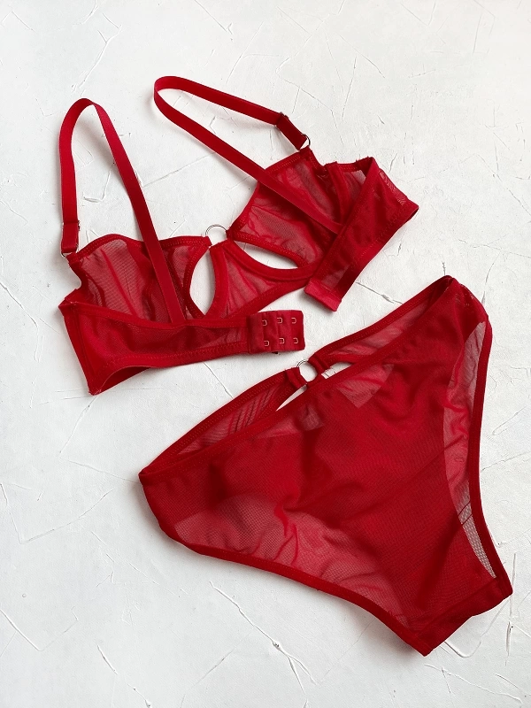 Low-cut Bra Set