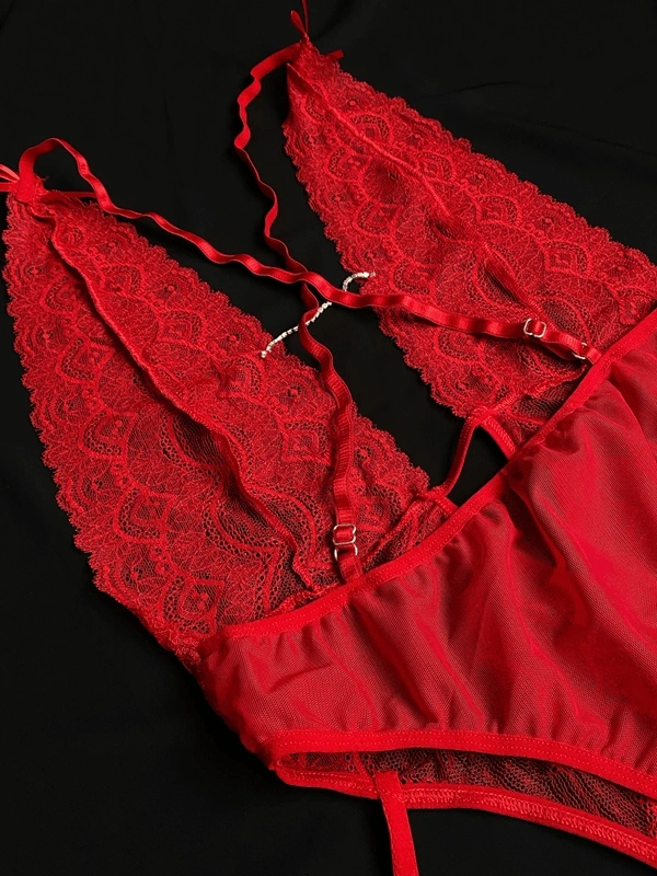 Jartiyerli Göğüs Taş Dekolteli Dantel Bodysuit