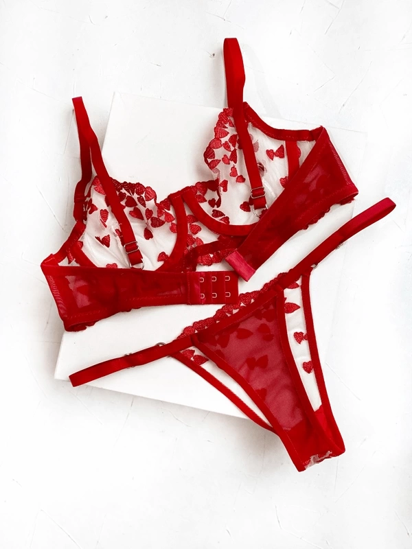 Heart Detailed Bra Set