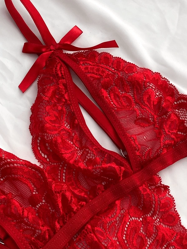 Kırmızı Özel Bölgesi Açık Dantel Detaylı Bodysuit