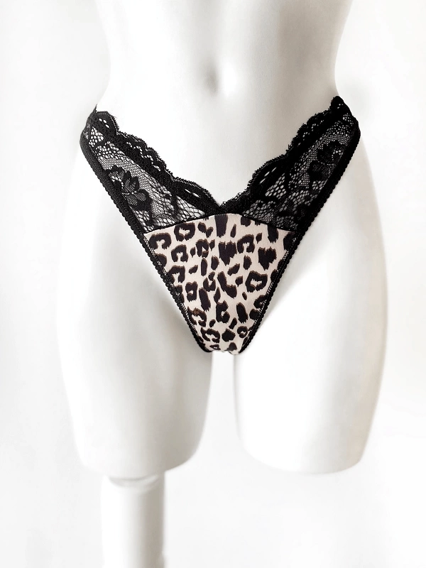 Leopard Patterned Thong