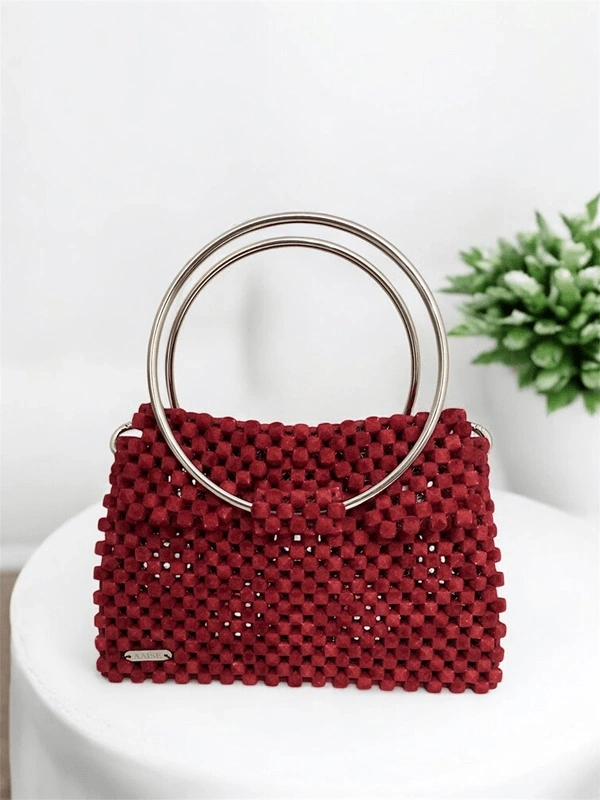 Metal Saplı Kadife Boncuk Çanta