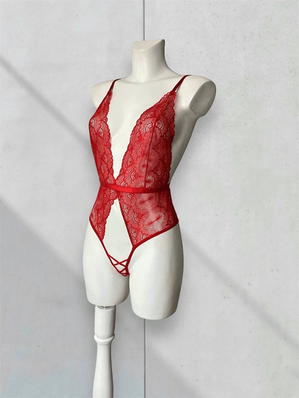 Özel Bölgesi Açık Dantel Detaylı Bodysuit