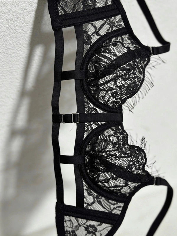 Siyah Dantel Büstiyerli Jartiyer Takım