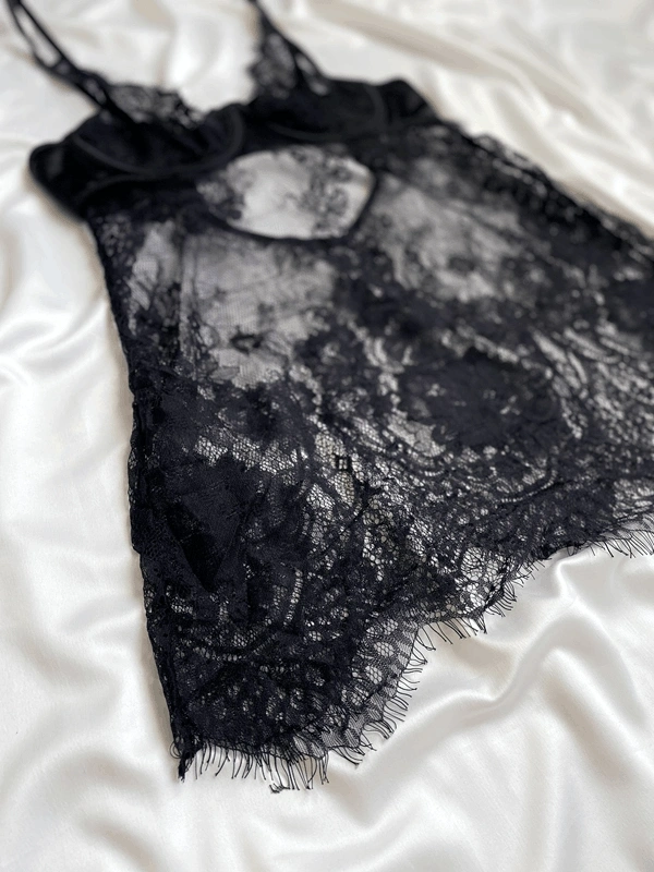 Siyah Derin Göğüs Dekolteli Dantel Premium Babydoll