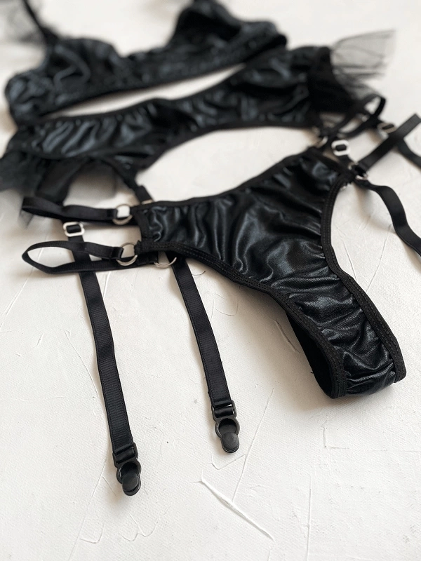 Tulle Detailed Leather Garter Set