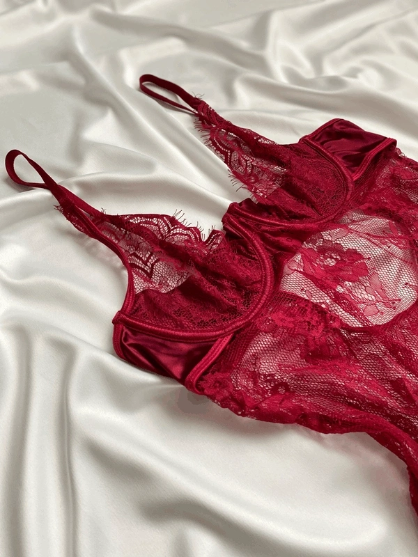 Vişne Derin Göğüs Dekolteli Dantel Private Babydoll