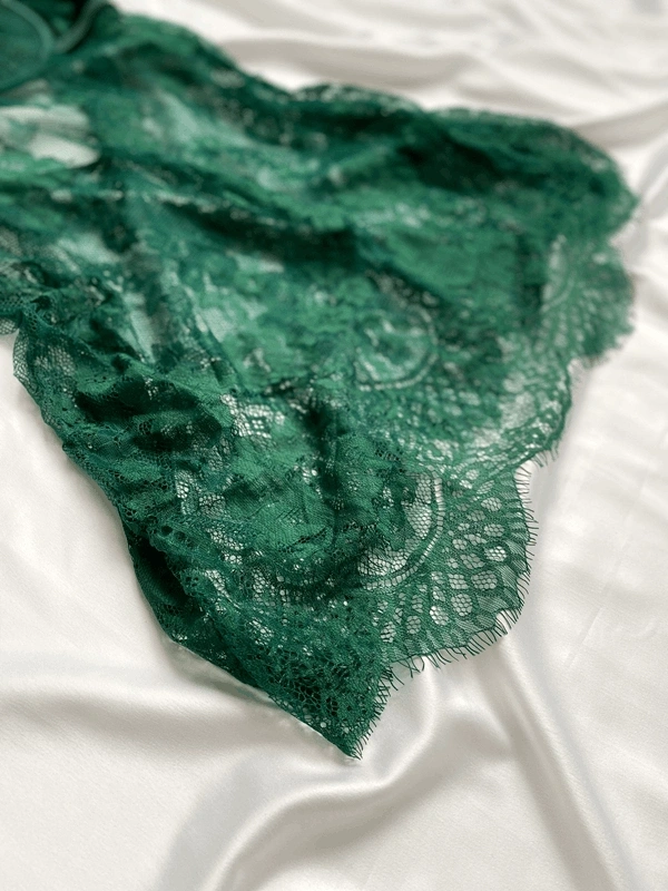 Yeşil Derin Göğüs Dekolteli Dantel Private Babydoll