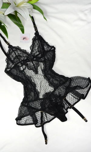 Desenli Tül Bodysuit Jartiyer Set