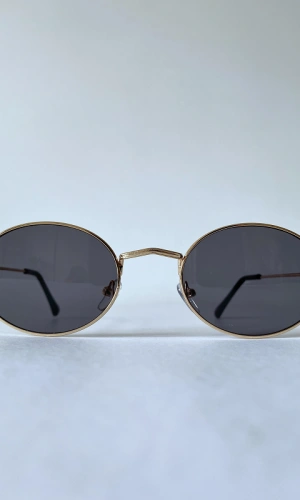 Gold Çerçeveli Gözlük