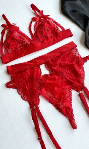 Lace Garter Set