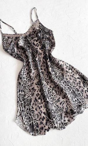 Gri Leopar Saten Gecelik