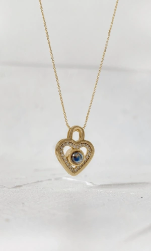 Kalp Detaylı Kolye