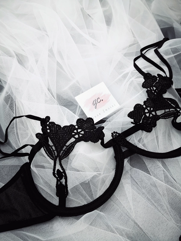 Guipure Bra Set