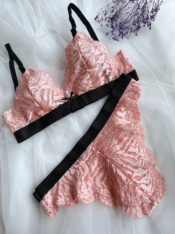 Black Stripe Detailed Bra Set