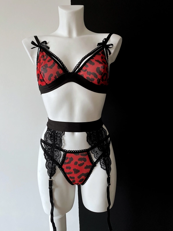 Red Leopard Suspenders Set