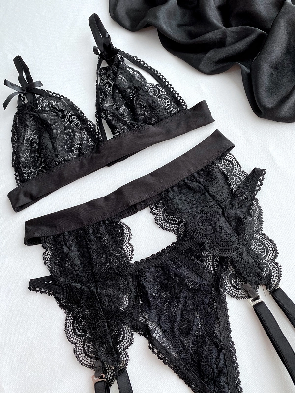 Lace Garter Set