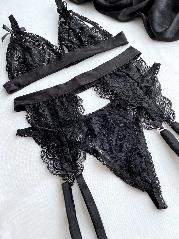 Lace Garter Set