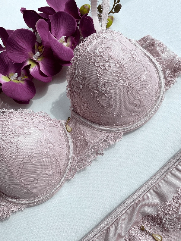 Powder Supported Bra Set