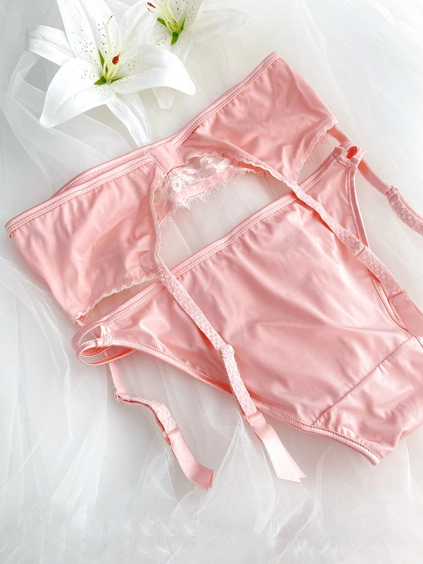 Pink Semi-Supported Garter Set