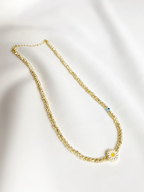 Daisy Necklace