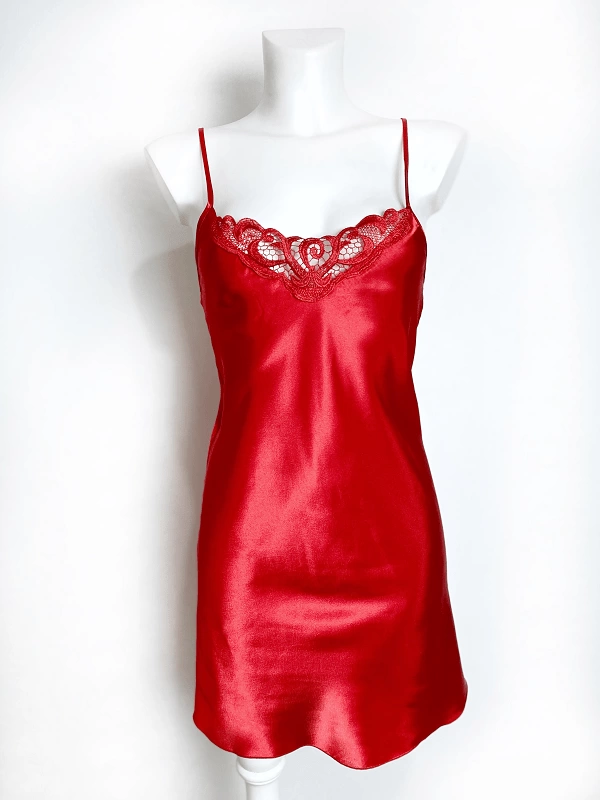 Rosso Nightgown