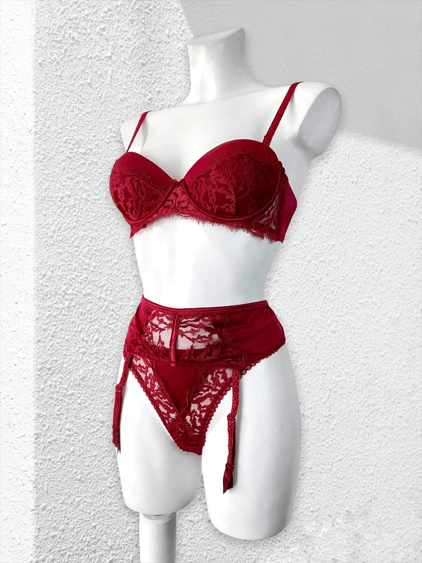 Burgundy Semi-Supported Garter Set