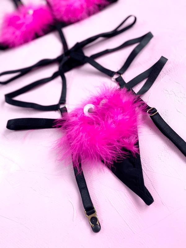 Pink Feather Garter Set