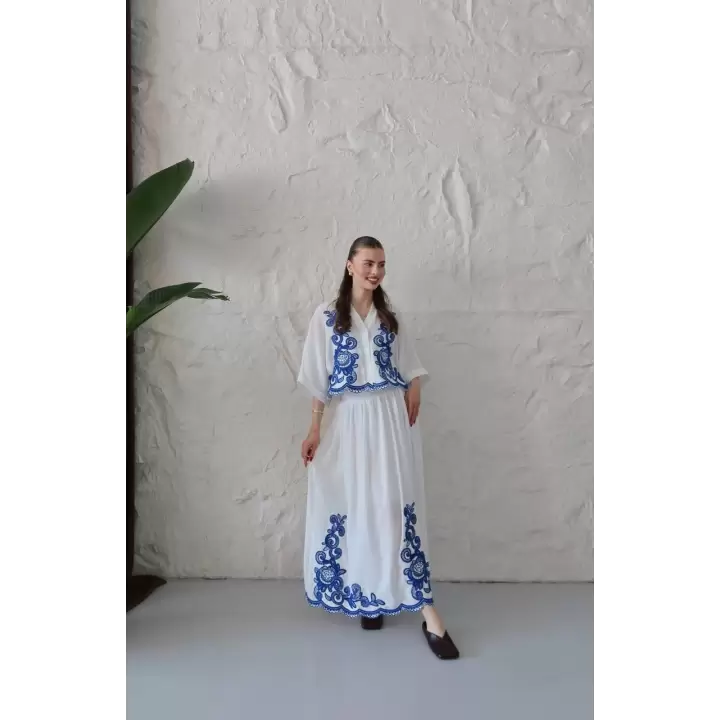 Nakış İşlemeli Keten Takım