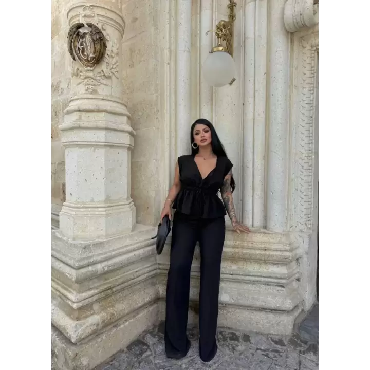 Elina Dokulu Keten Takım